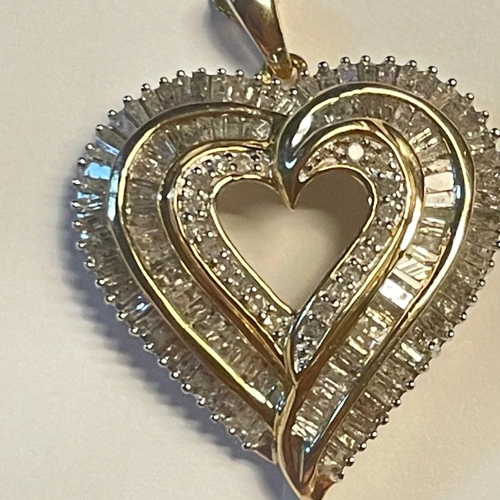Natural Diamond Heart Pendant in Sterling Silver Setting Gold Brilliant Baguette - Picture 5 of 6